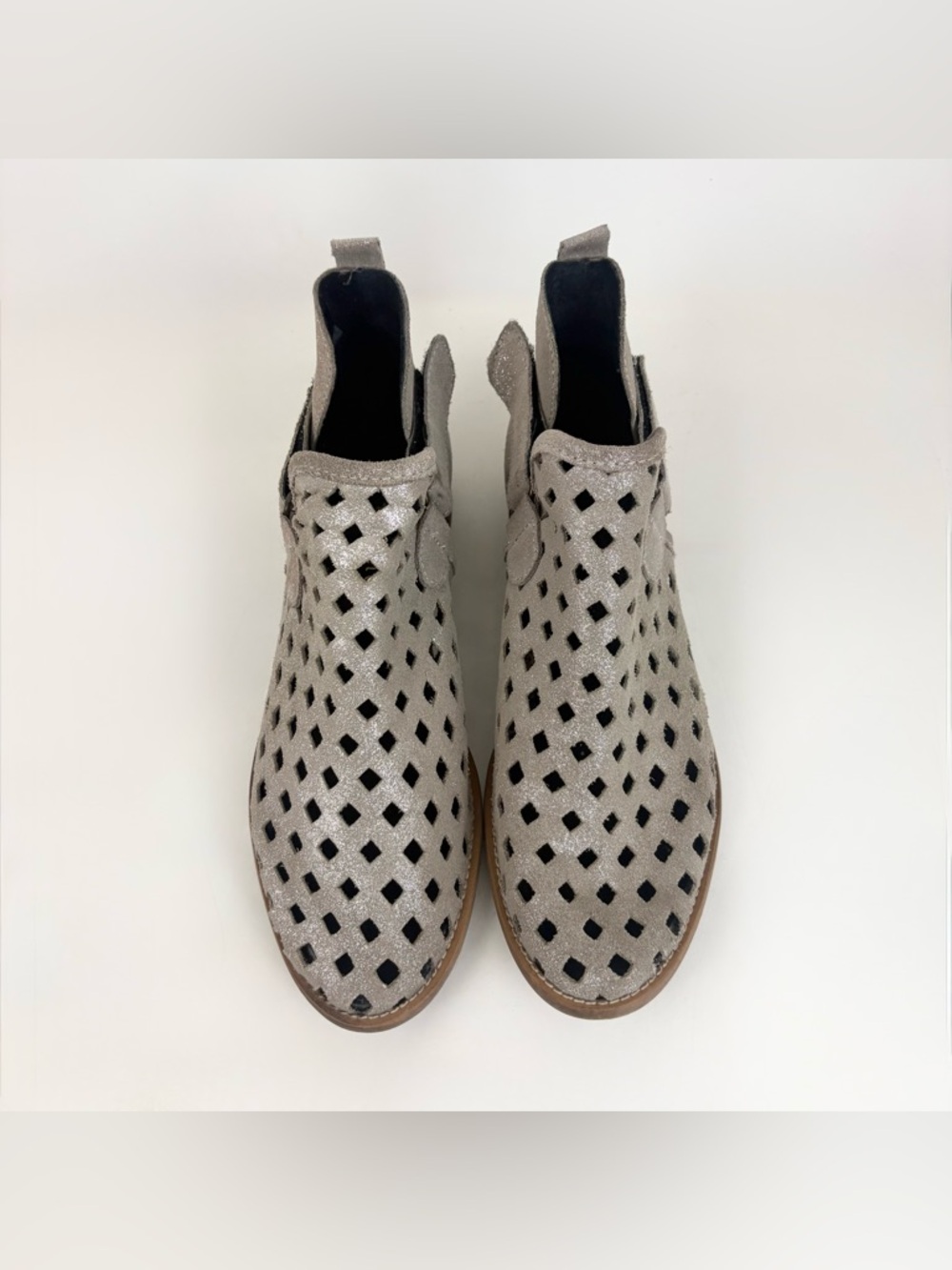 Musse & Cloud Caila Laser Cut Pewter Silver Gray Western Bootie Women’s Size 8